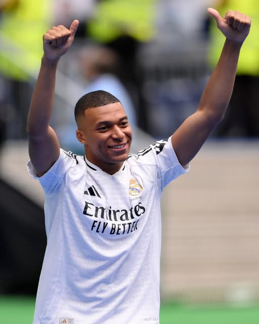 Real Madrid 2025/26 Home League Shirt – White Football Jersey